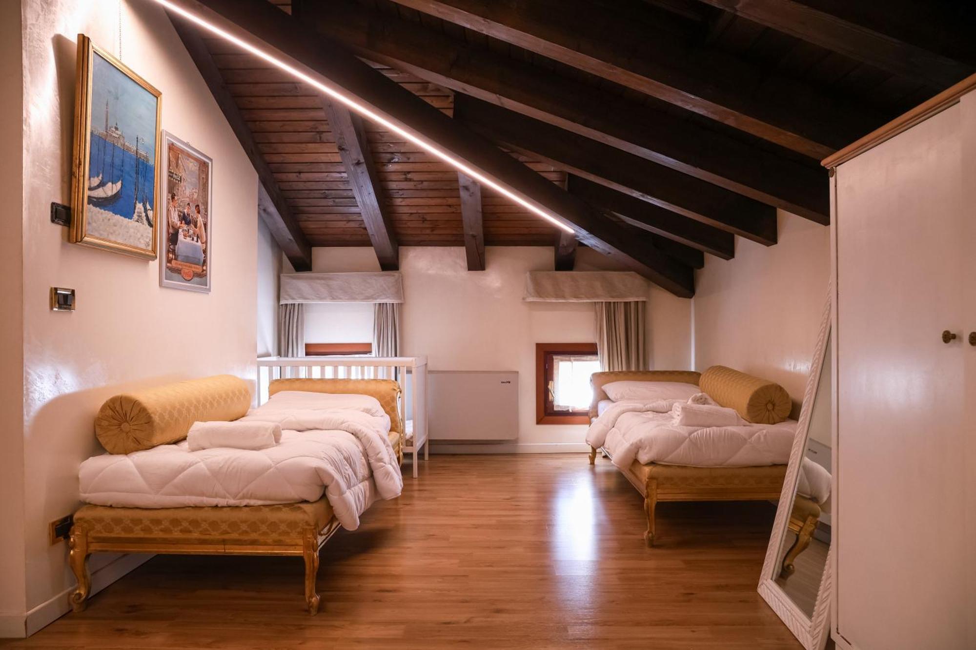 Hotel Villa Sara Mestre Eksteriør billede