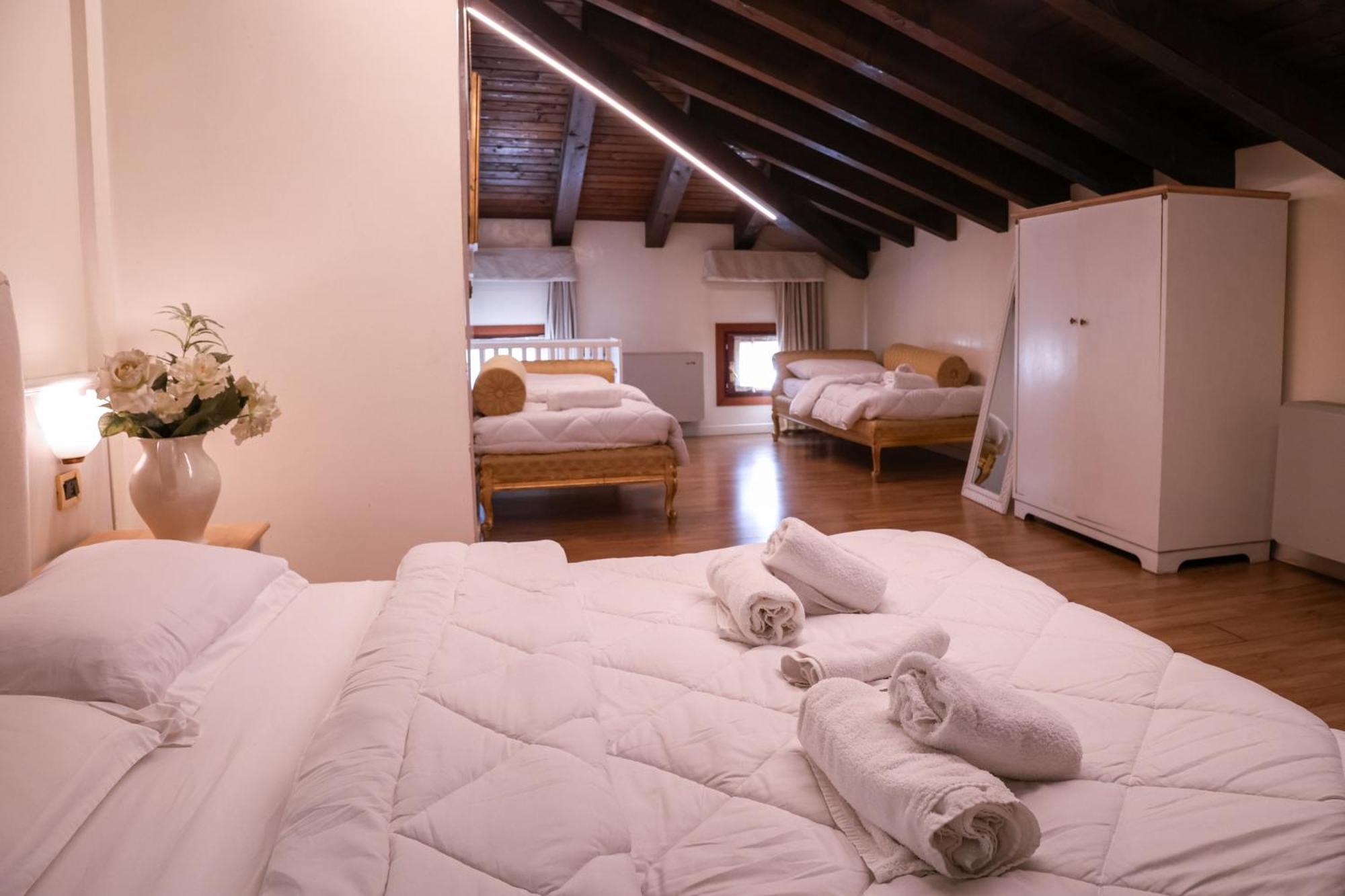 Hotel Villa Sara Mestre Eksteriør billede